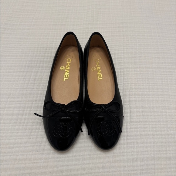 CC Ballet Flats - Picture 2 of 5